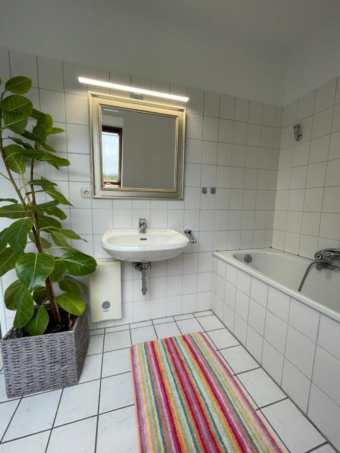 Appartement Mit Zwei Schlafzimmern Borgholzhausen Екстериор снимка